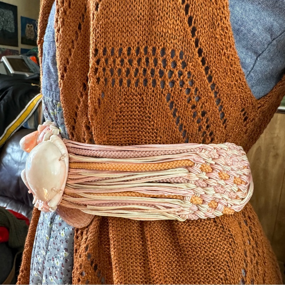 Vintage Shell Belt - Picture 6 of 8